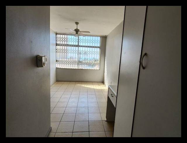 2 BEDROOM APARTMENT FOR SALE IN NORTH BEACH